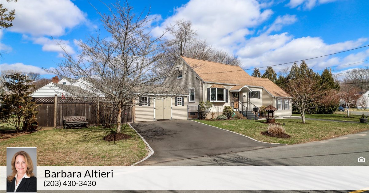 72 Battis Rd, Hamden, CT 06514