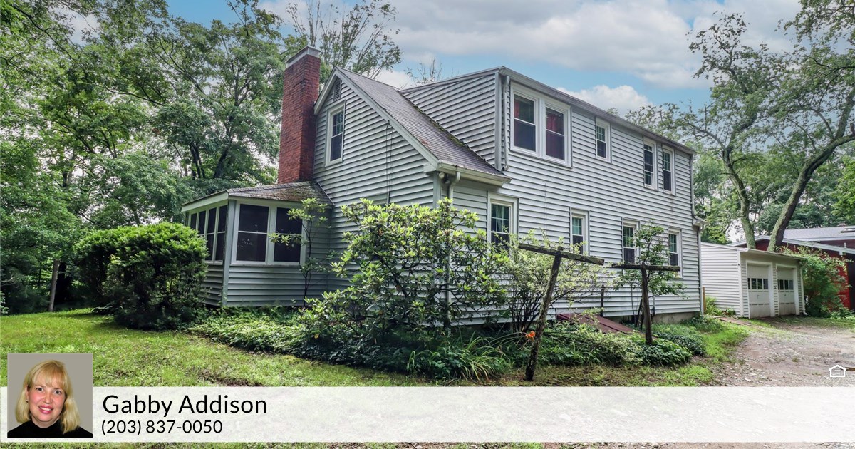 47 Westwood Rd, Woodbury, CT 06798